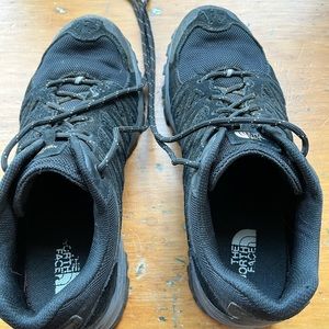 Beautiful almost new north face hiking/walking shoes.